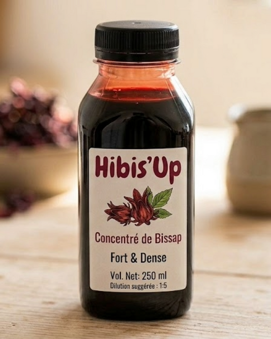 Une bouteille de concentré de fleurs de Bissap